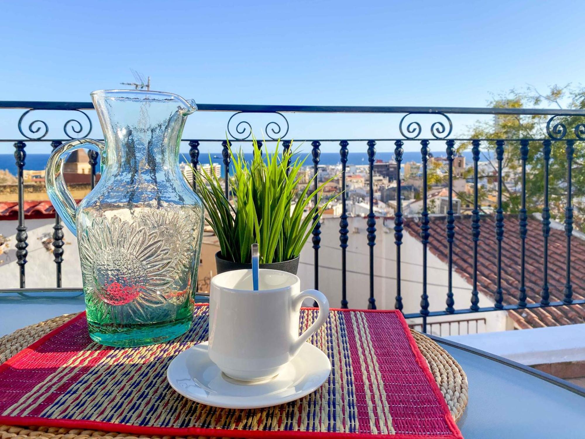 Casa Moll. Tradicion Y Bonitas Vistas De Аликанте Екстериор снимка